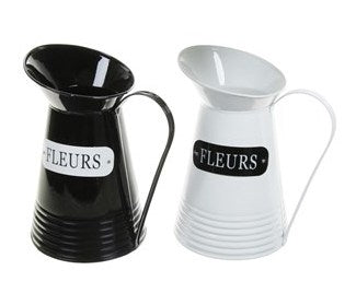 L'arrosage du zinc peut en noir et blanc